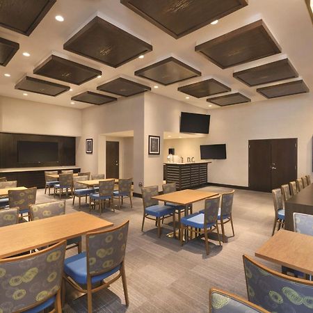 Hampton Inn & Suites Washington, D.C. - Navy Yard Экстерьер фото